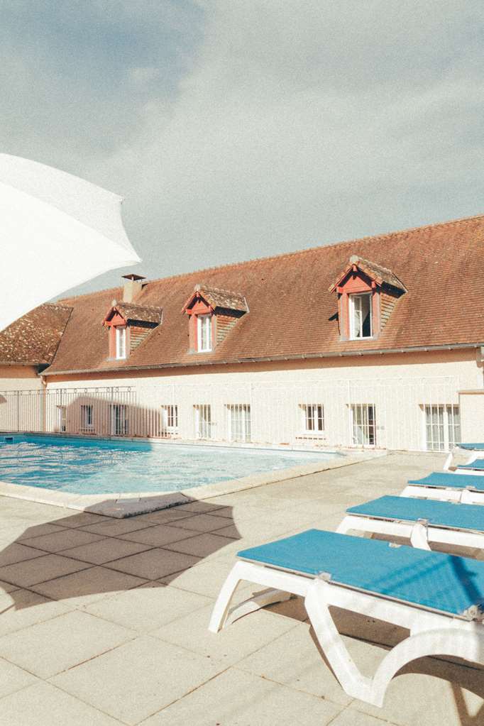 Terres De France - Appart'Hotel La Roche-Posay Exterior foto